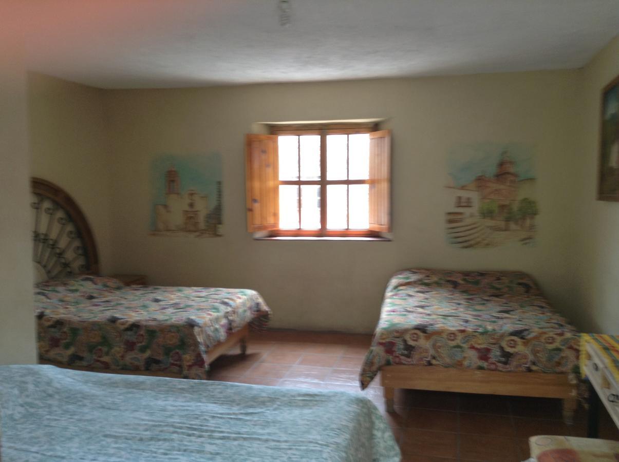 Hotel Los Faroles Catorce Chambre photo