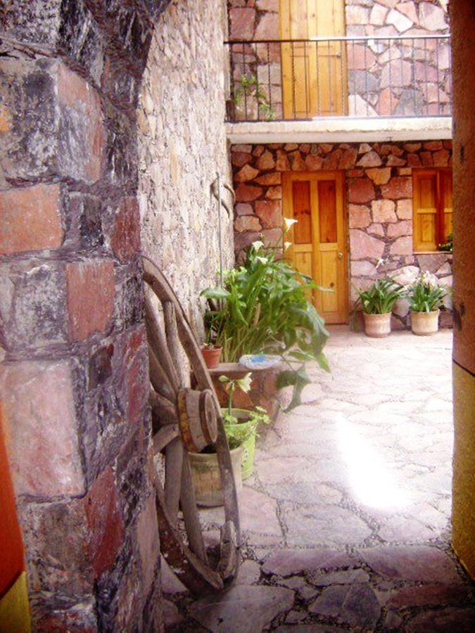 Hotel Los Faroles Catorce Extérieur photo