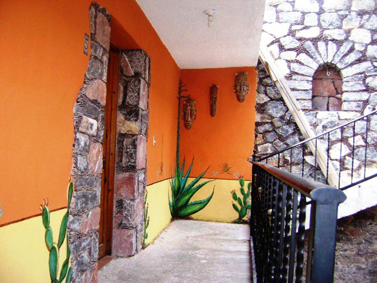 Hotel Los Faroles Catorce Extérieur photo